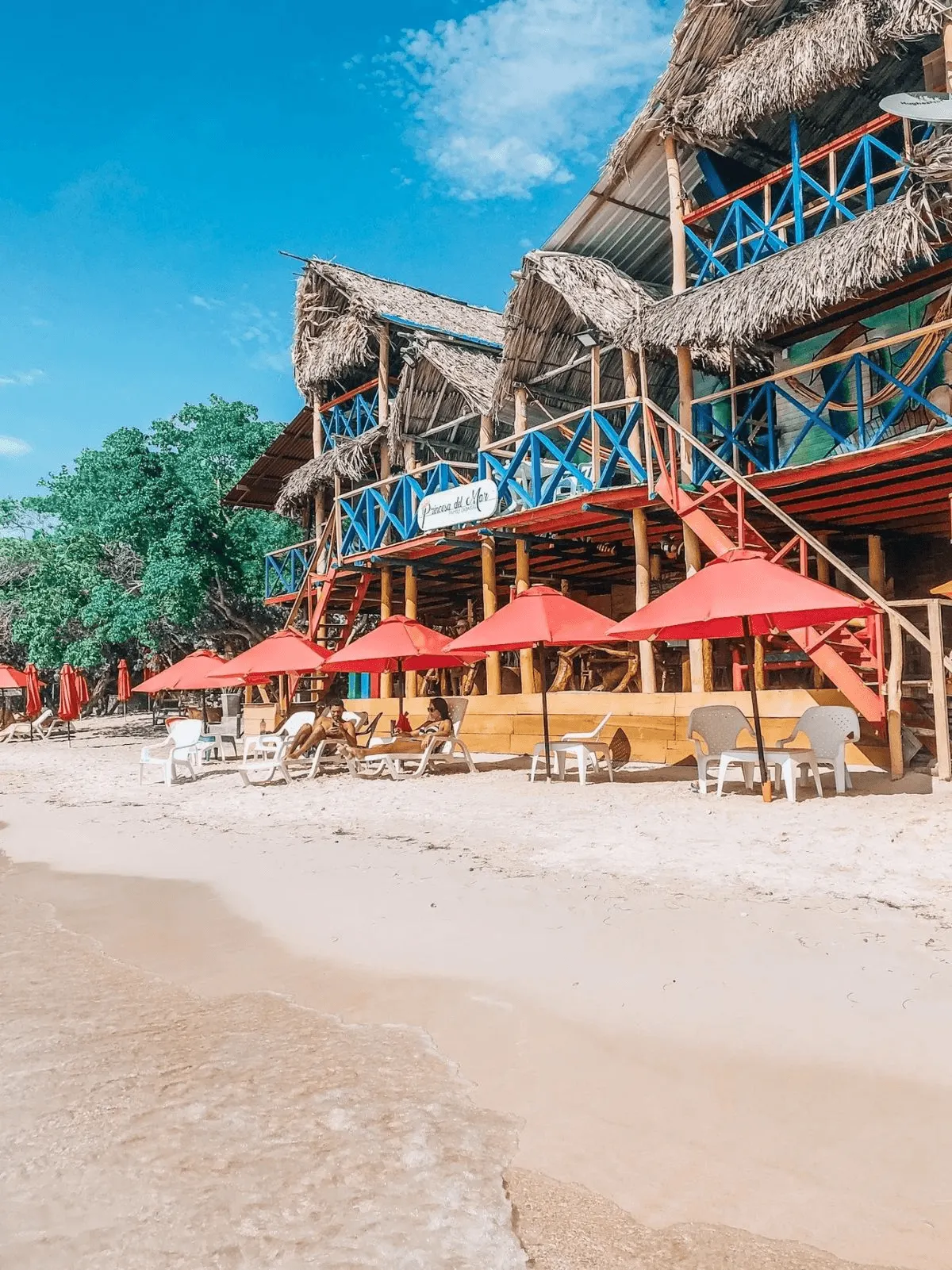 Rosario Islands Escape, ALMAR marine service in Colombia.